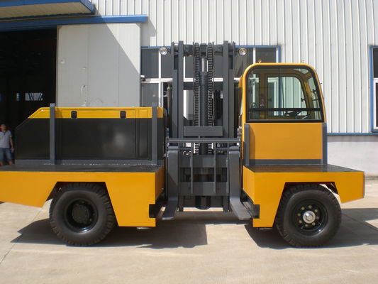 Chariot élévateur étroit de chargeur de côté de bas-côté du mât 17k 8T de FDS80 3600mm