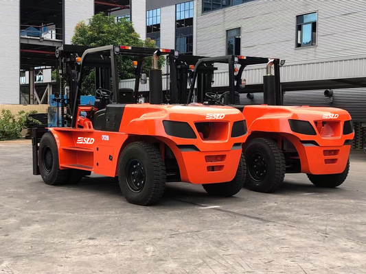 Chariot élévateur diesel hydraulique à Powershift 15 tonnes adaptées aux besoins du client