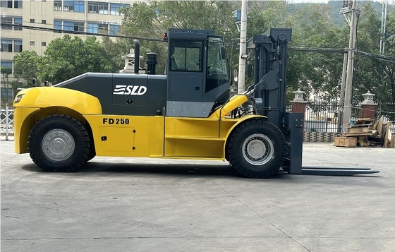 FD250 25t camions à fourche lourds chariot élévateur construit selon vos spécifications