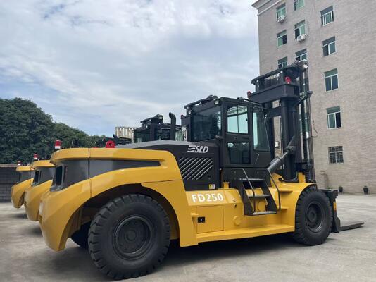 FD280 manipulation résistante diesel de conteneur de mât du moteur 4.0g de Cummins de chariot élévateur de 28 tonnes