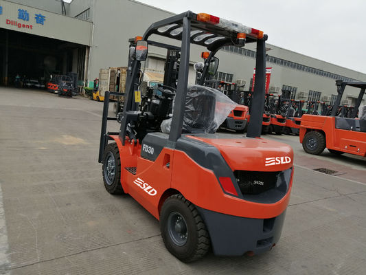 décalage diesel de 3m FD30 3000kg 3 Ton Forklift Truck With Side