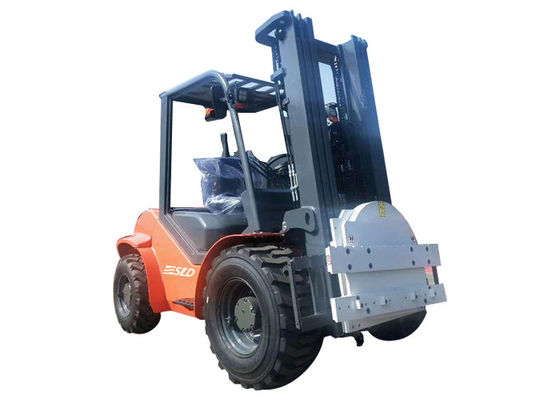 3000mm 4 solutions de chariot élévateur du lecteur à quatre roues 3.5T 3500kgs 4X4