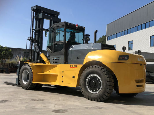 Bobines en acier soulevant le conteneur actionné diesel de chariot élévateur manipulant 15t 20t 25t 30ton