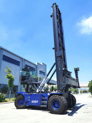 71400 kg (déchargement) Manipulateur de conteneurs vides rouges Propulsé par moteur Cummins QSM11-330