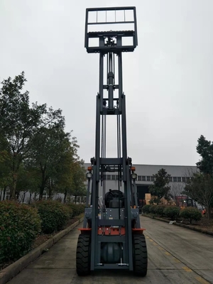 Transmission hydraulique 4800mm 3 mât libre d'étape de Ton Diesel Forklift With 3 plein