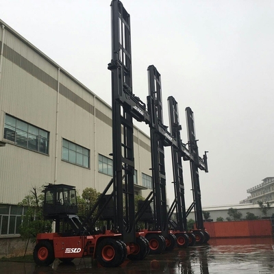 8 tonnes de manipulateur vide de conteneur pour empiler les conteneurs vides de 20 pi 40ft dans la cour de conteneur