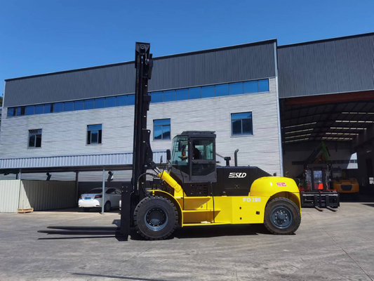 20 tonnes de chariot élévateur gros porteur avec le mât adapté aux besoins du client par 8m de levage de taille