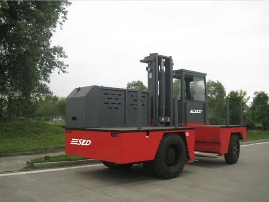 Chariot élévateur latéral de 6 tonnes avec moteur ISUZU